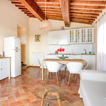 Farm stay La Lunaria Di *